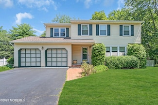 1 Denise Ct, Tinton Falls, NJ 07753