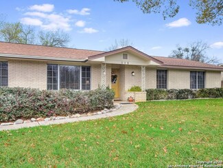 115 Peppermint Ln, San Antonio, TX 78219
