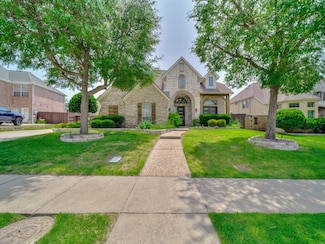 2620 Creekway Dr, Carrollton, TX 75010