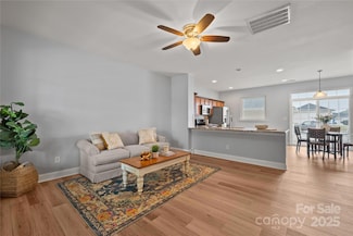 233 E Waterlynn Rd Unit B, Mooresville, NC 28117