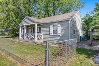 2221 W Nichols St, Springfield, MO 65802