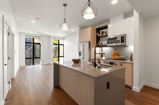 2 Sinclair Rd Unit 302, Boston, MA 02134