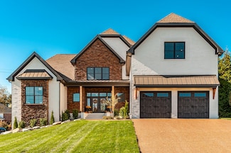 126 Governors Point Blvd, Hendersonville, TN 37075