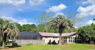 2491 Pine St, Westville, FL 32464