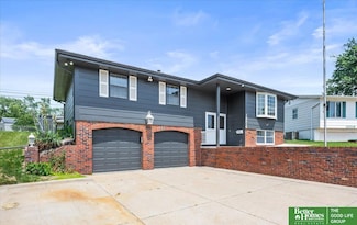 13214 Marinda Cir, Omaha, NE 68144
