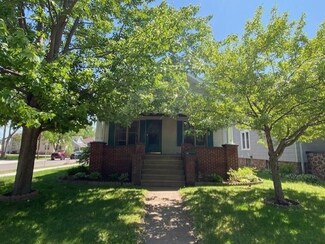 1325 4th Ave, Stevens Point, WI 54481