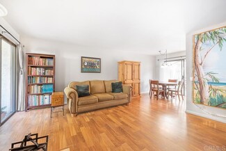 6655 Canyon Rim Row Unit 210, San Diego, CA 92111