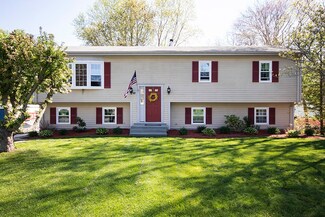 22 Kinnicutt Ave, Warren, RI 02885