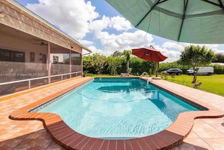 19900 SW 326th St, Homestead, FL 33030