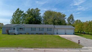 602 Falls Ave SW, Red Lake Falls, MN 56750