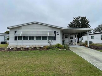 2917 Manatee Rd, Tavares, FL 32778
