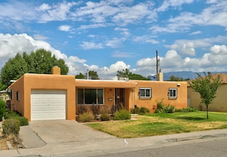 9509 Apache Ave NE, Albuquerque, NM 87112
