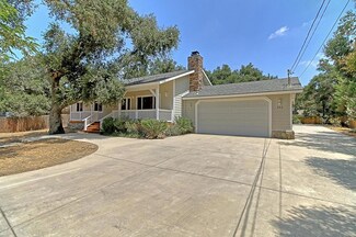 348 Burnham Rd, Oak View, CA 93022