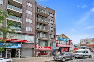 41-38 College Point Blvd Unit 4A, Flushing, NY 11355