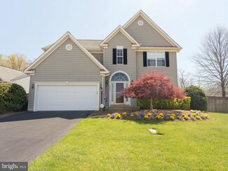 13031 Torchlight Dr, Woodbridge, VA 22193