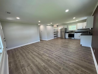 2075 Rankin Ave, Columbus, OH 43219
