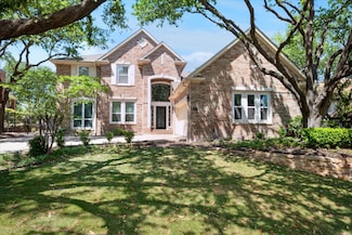 2029 Primrose Dr, Irving, TX 75063