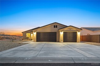 841 Campbell Rd, Bullhead City, AZ 86429