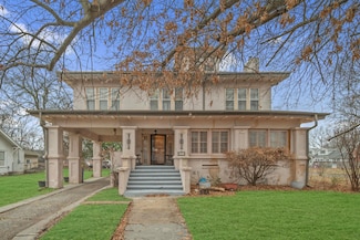 227 D St NW, Miami, OK 74354