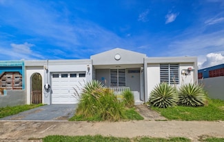 33 Calle Colibri, Rincon, PR 00677