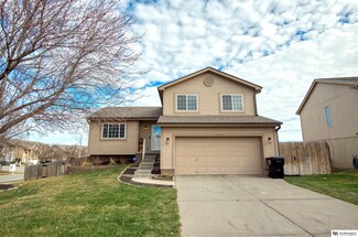 17238 Spaulding St, Omaha, NE 68116