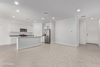 13411 N Samantha Grove Dr, Tucson, AZ 85741