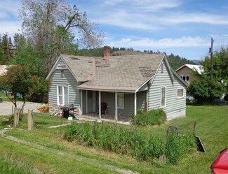 1071 S Portland St, Republic, WA 99166