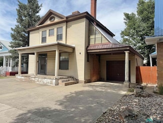 924 7th St, Las Vegas, NM 87701