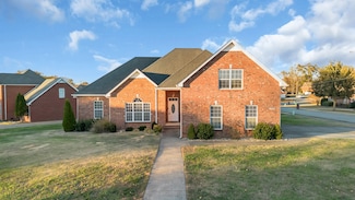 1300 Bantry Dr, Smyrna, TN 37167