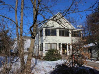 33 Washington St, Brattleboro, VT 05301