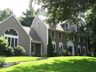 45 Lexington Cir, Holden, MA 01520