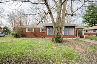 841 W Larkspur Dr, Jeffersonville, IN 47130