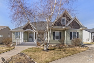 344 Parkside Ln Unit 13, Douglas, MI 49406