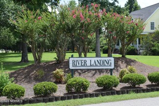 34 River Landing Dr, Rocky Point, NC 28457