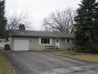 7607 Gene Dr, Wonder Lake, IL 60097