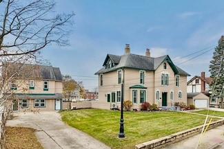 206 Franklin Place, Rockford, IL 61103