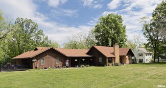 222 W Porter St, Salem, IL 62881