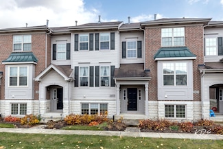 2809 Blakely Ln Unit 24, Naperville, IL 60540