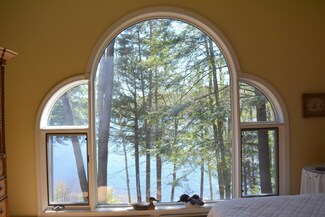 15 Sunset Walk, Enfield, NH 03748