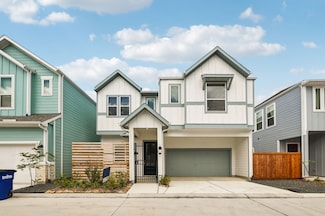 553 Morning Tide Ln, Kemah, TX 77565