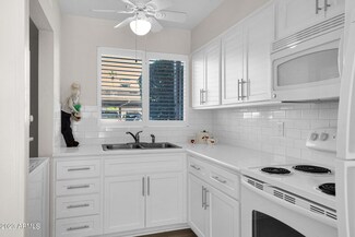 10825 N Fairway Ct E Unit 106, Sun City, AZ 85351