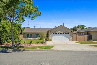 1403 E Chalynn Ave, Orange, CA 92866