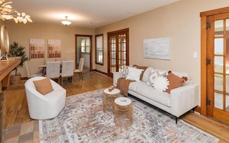 1303 44th St, Des Moines, IA 50311