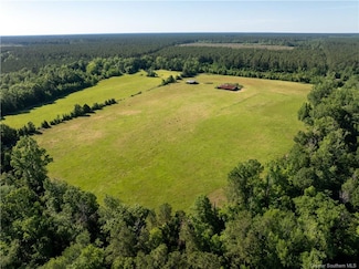 429 Raymond Spikes Rd, Merryville, LA 70653