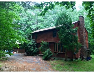9 Laurelwood Dr, North Oxford, MA 01537