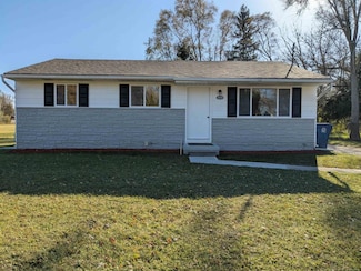 5050 Carnegie St, Saginaw, MI 48601