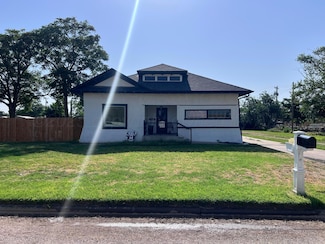 110 Avenue G, Hereford, TX 79045