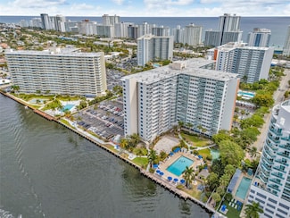3233 NE 34th St Unit 319, Fort Lauderdale, FL 33308
