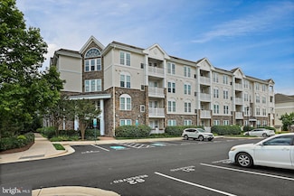 24701 Byrne Meadow Square Unit 202, Aldie, VA 20105