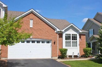 111 Regent Dr, Gilberts, IL 60136